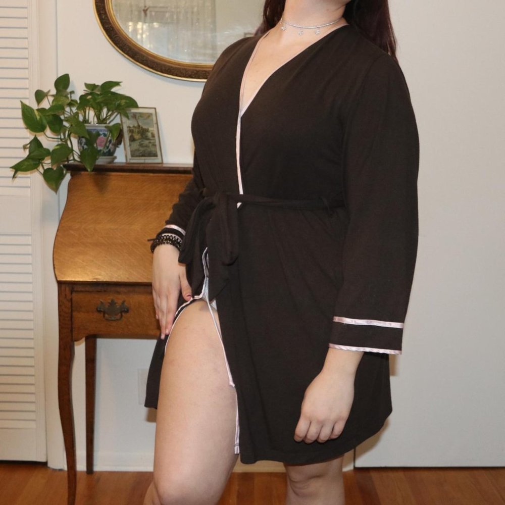 comfy y2k plus size night robe in brown jersey - Picture 1 of 3